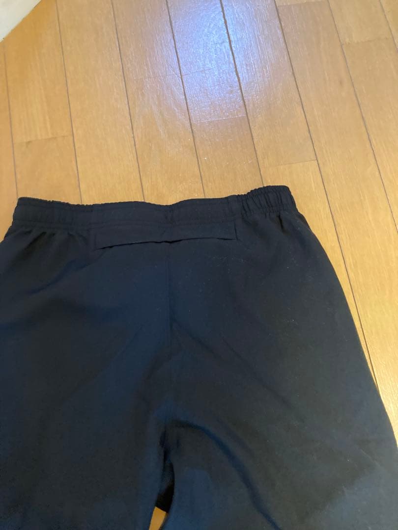 未使用　ナイキ　ランニングパンツ　黒　M Nike リフレクト