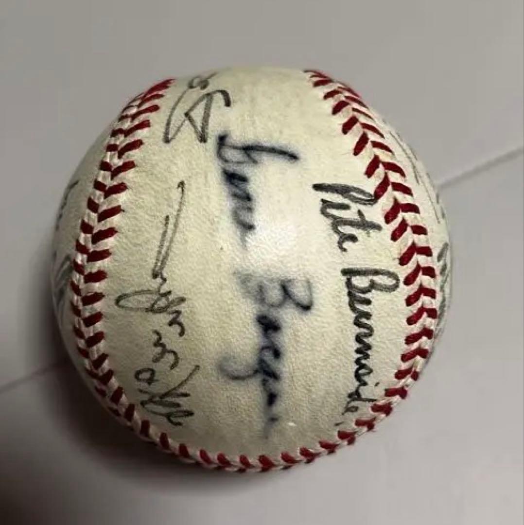 昭和39年〜40年頃の阪神タイガース寄せ書きサインボール12名分