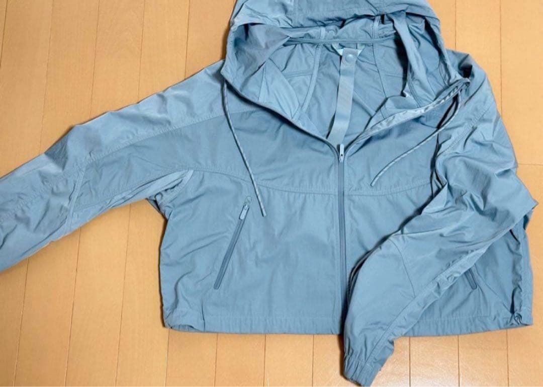 lululemon ルルレモン　ジャケット　パーカー　上着