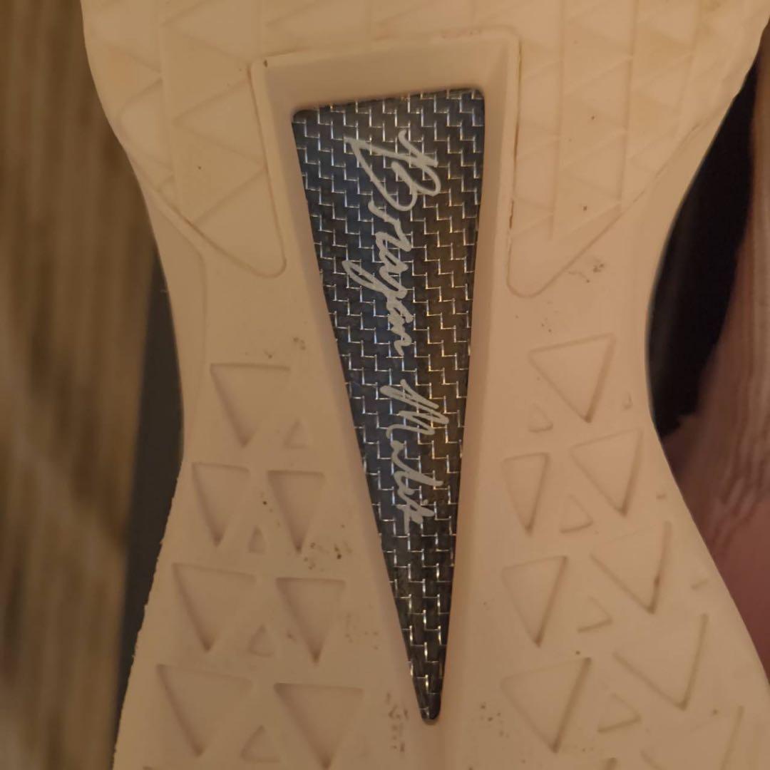 日本未発売 Li-Ning JB2 ジミーバトラー 慈愛 kobe コービー