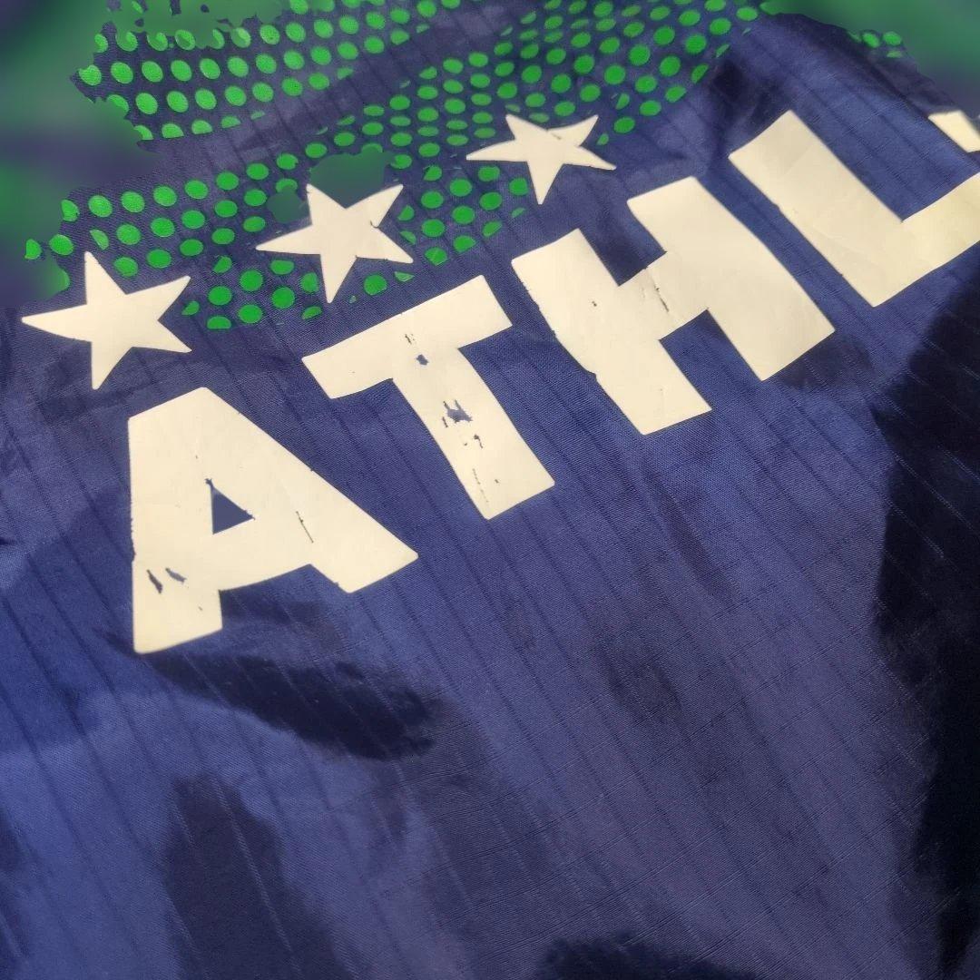 ATHLETA ネイビー ウィンドブレーカー