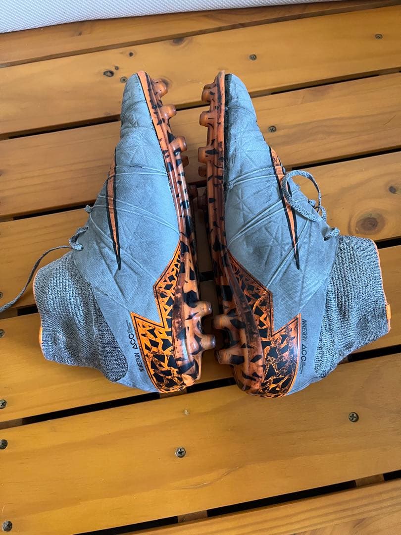 NIKE ハイパーヴェノムファントム2 FG