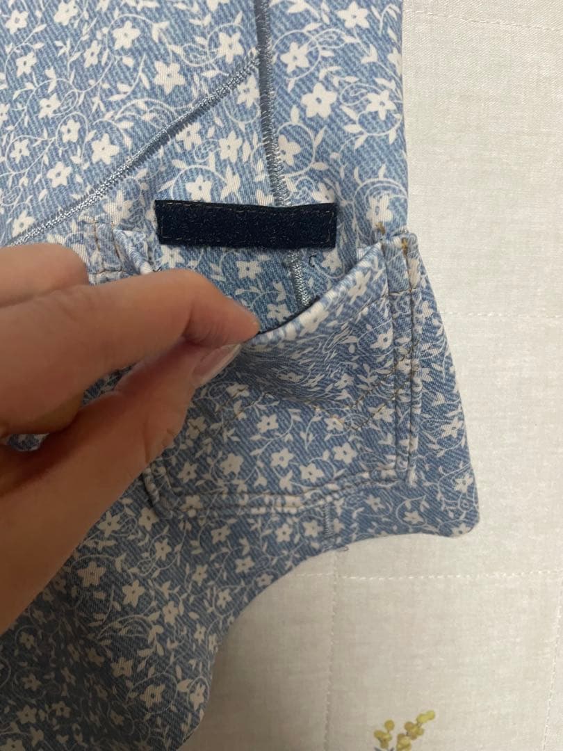 Billabong 花柄ロングスリーブウェットスーツ
