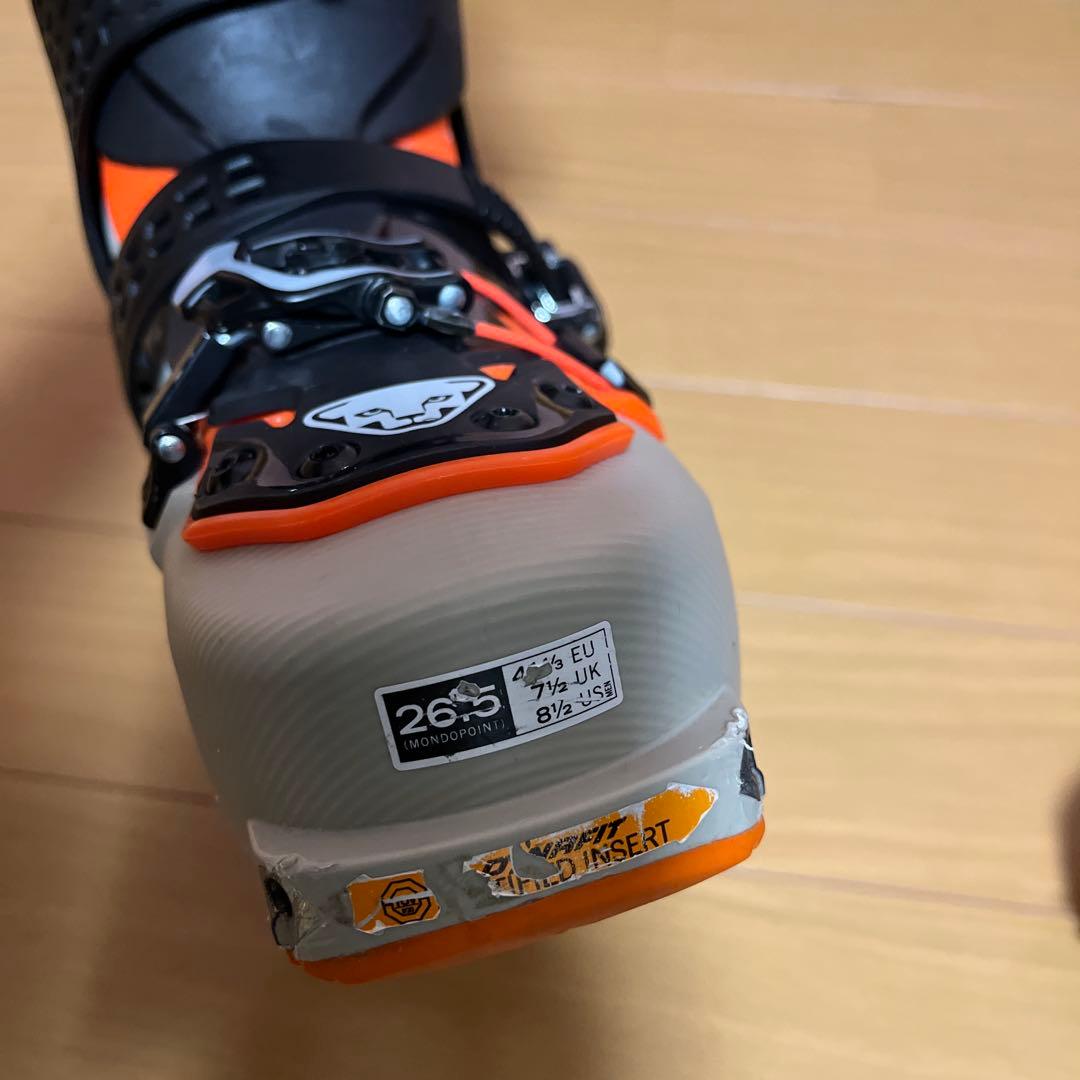ディナフィットRADICALラディカル 山スキーブーツ　定価154,000円