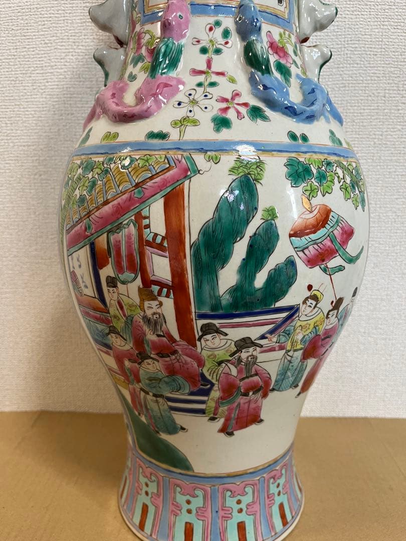 中国美術清〜民国期色絵 人物風景文 耳付 大清康熙年製 唐物 古陶磁 粉彩時代物