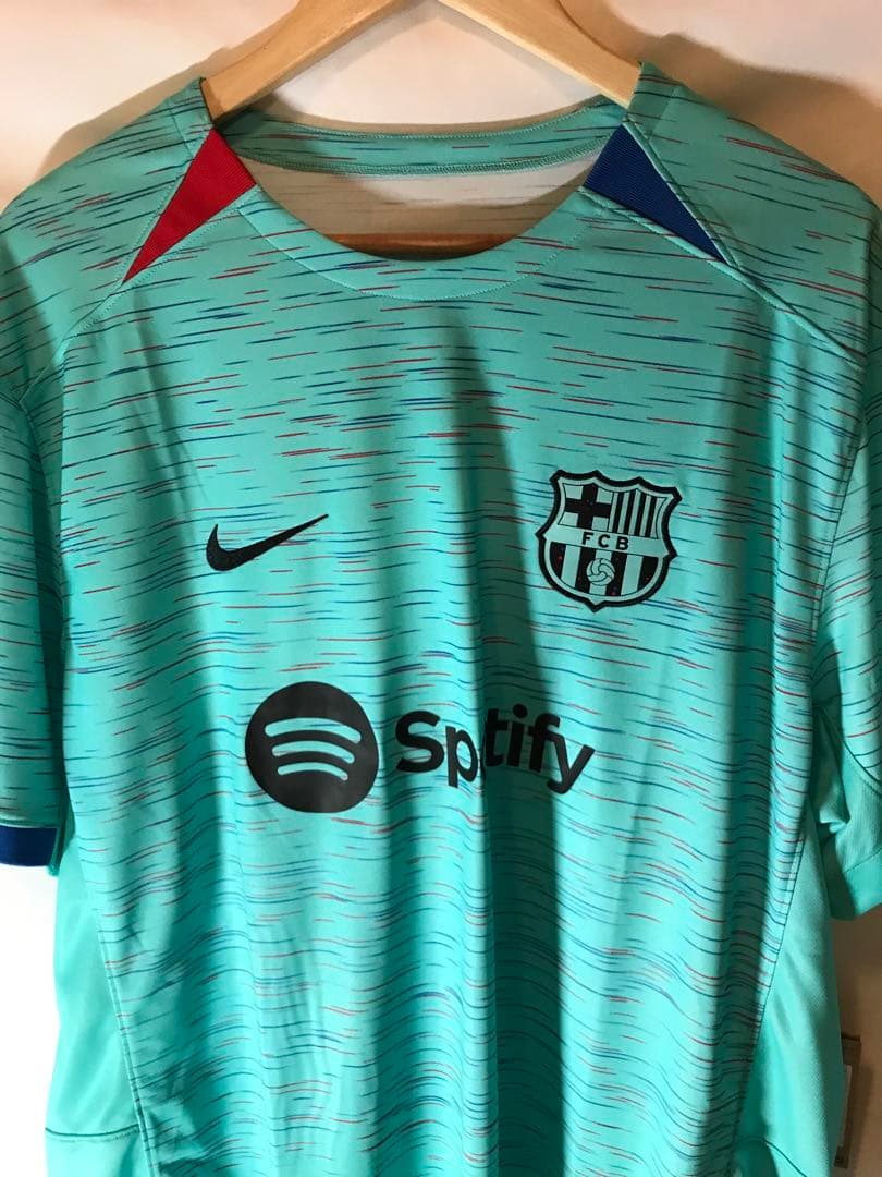 新品正規品NIKE FCバルセロナ「9」レヴァンドフスキ 半袖2XLユニフォーム