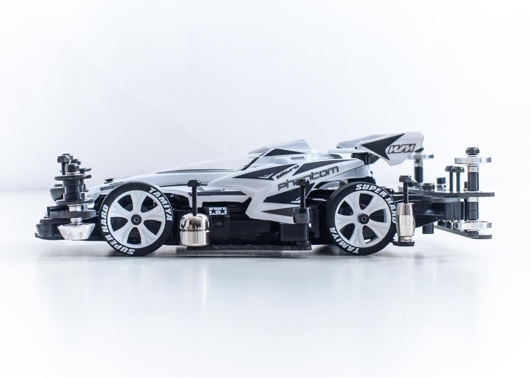 ミニ四駆完成品★アバンテMk3 MAWH フルベアリング・ポリカボディ未走行
