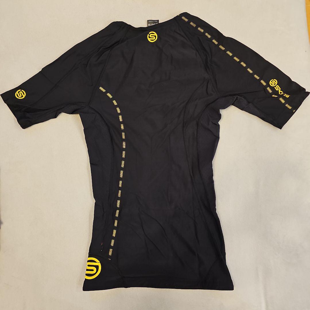 SKINS コンプレッションTシャツ M ブラック　スキンズ