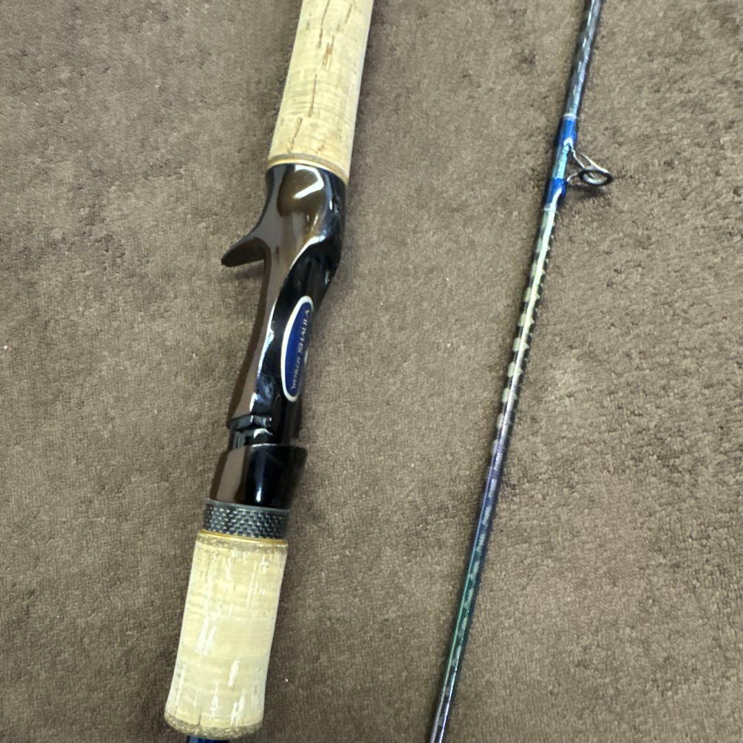 Shimano ワールドシャウラ1701ff-2 美品♪人気のブルー