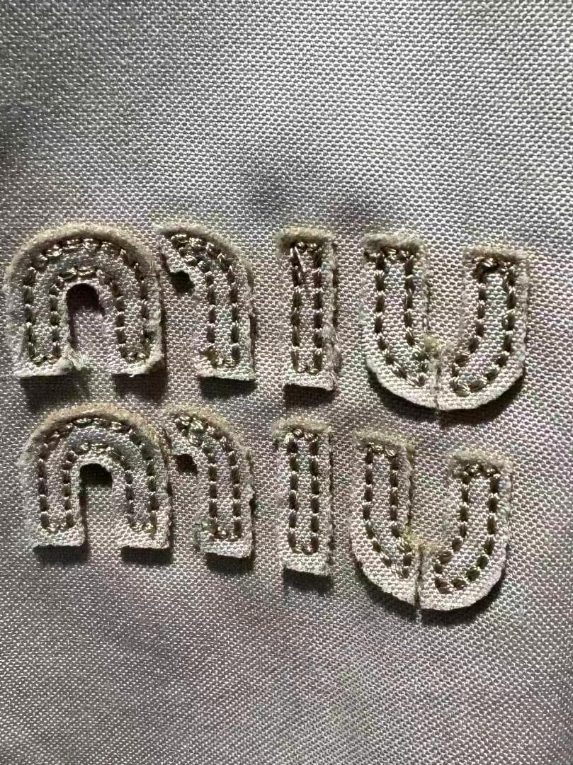 MIU MIU ロゴ刺繍ジップブルゾン36オーバーサイズ グレージュダブルジップ