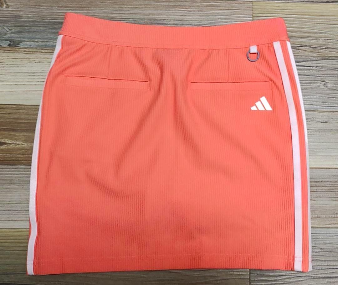 ✨シーズン到来‼️⭐adidas ★スカート＆モックシャツ セットアップ新品M
