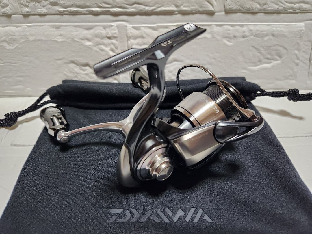 CERTATE FC LT2500S-DH スピニングリール　24セルテート