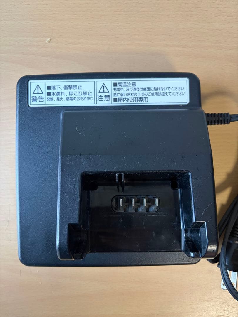パナソニック電動自転た車　充電器 NKJ075Z1A