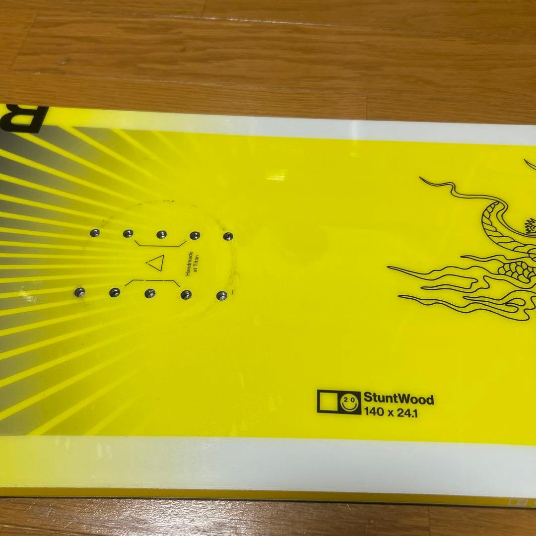 BataleonStuntWood 140cm ブーツ、バイン3点セットおまけ付