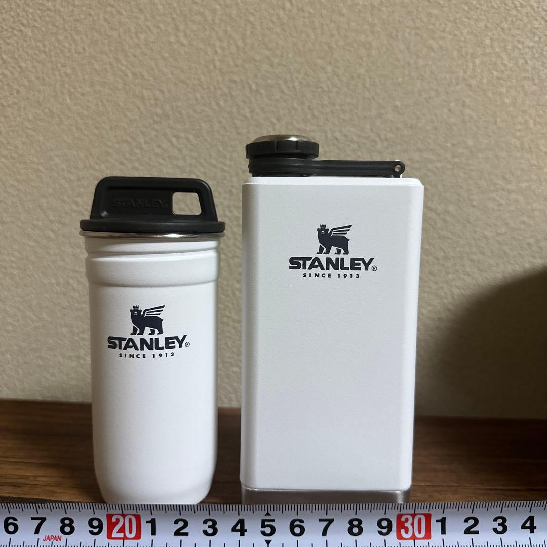 ⭐︎【Stanley】ショットグラス4個+ フラスコセット