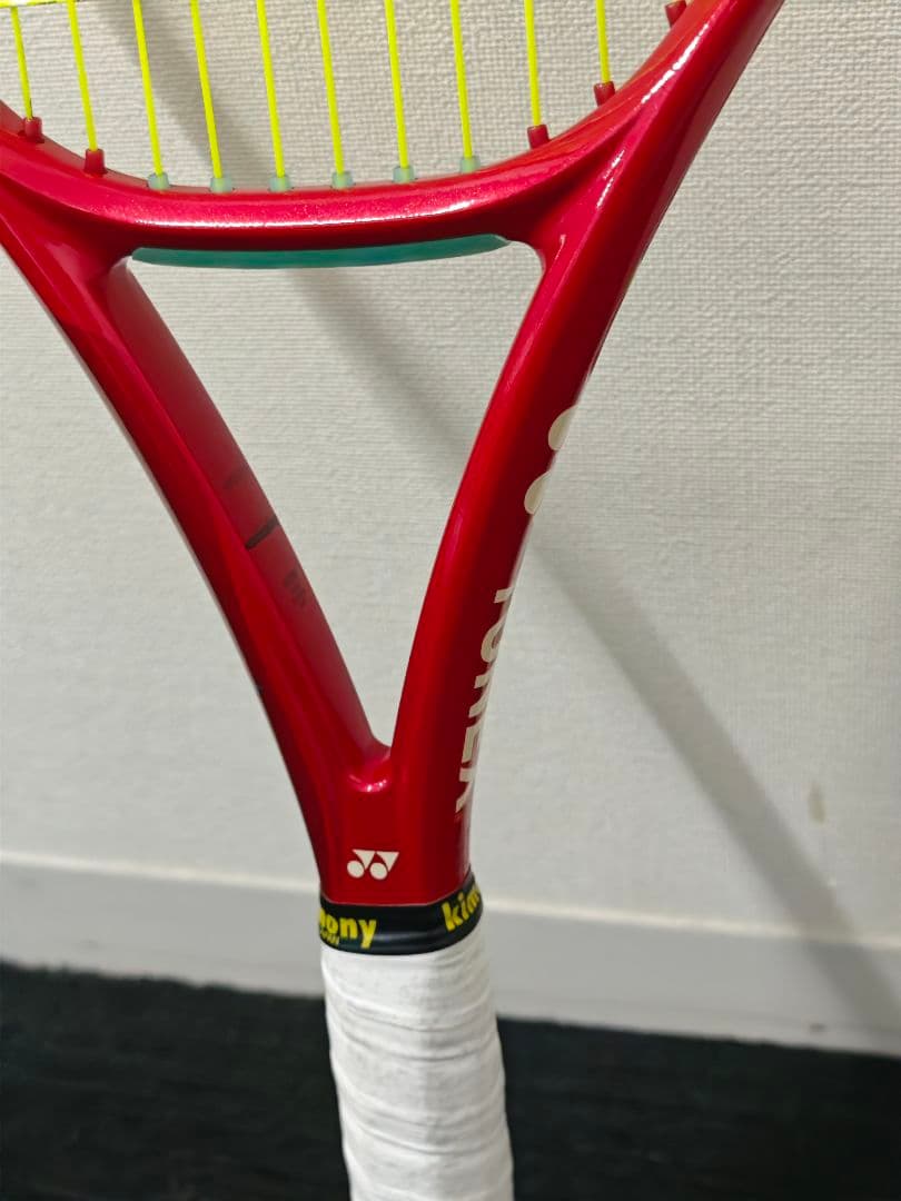 YONEX テニスラケット VCORE 100 G2　2026　ケース付き