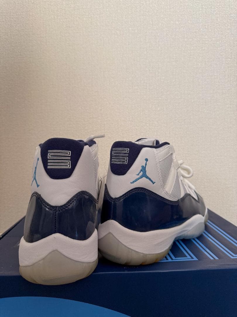 新品未使用 Jordan Air Jordan 11 ネイビー/ホワイト