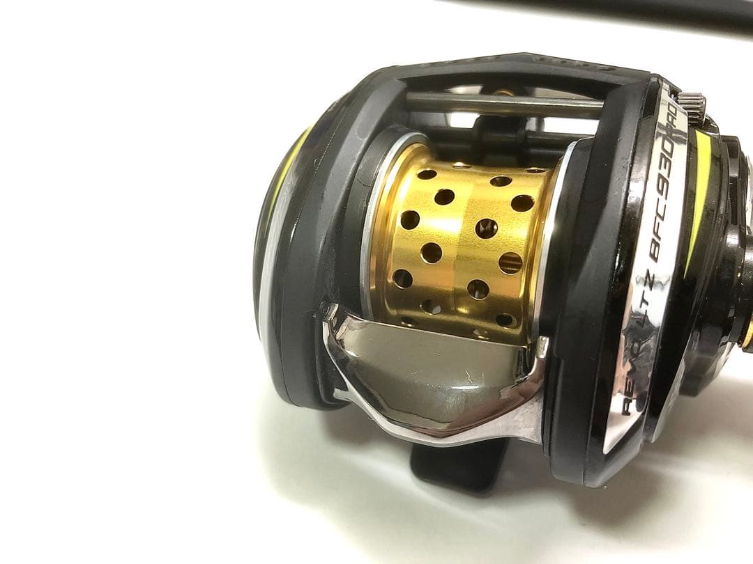 Abu GarciaレボＬＴＺ右 ＡＥ７４ ＺＰＩＢＦＣ９３０ＰＲＯｉｋ　今江