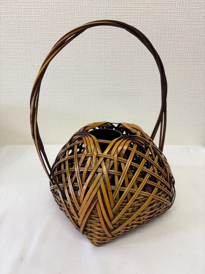 武関翠月作　 花籠