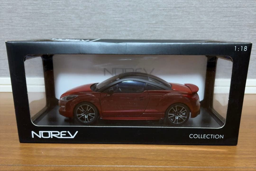 1/18 RCZ-R 2014 赤　ダイキャスト