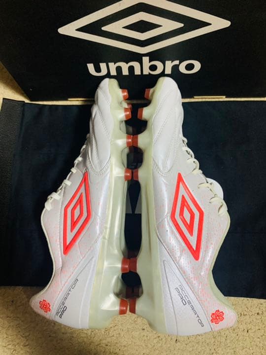 umbro アクセレイター　U by GAKU