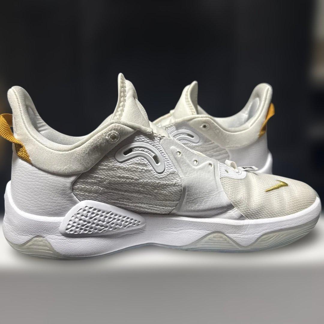 ポール　ジョージ　PG5 NIKE ID ホワイト／ゴールド