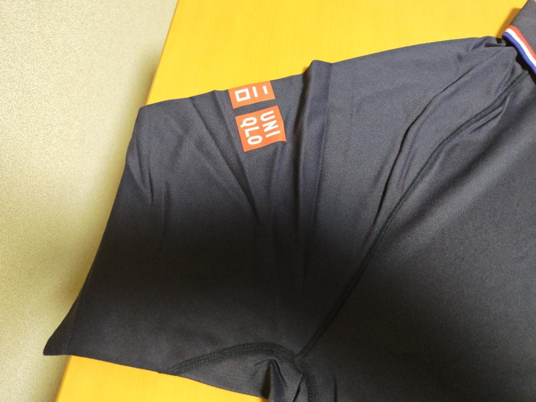 UNIQLO テニスシャツ 新品未使用