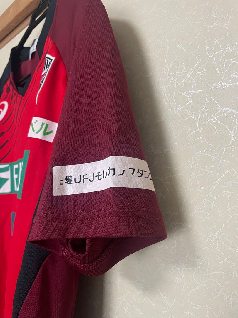ASICS サッカーシャツ 赤黒 スポンサー付き