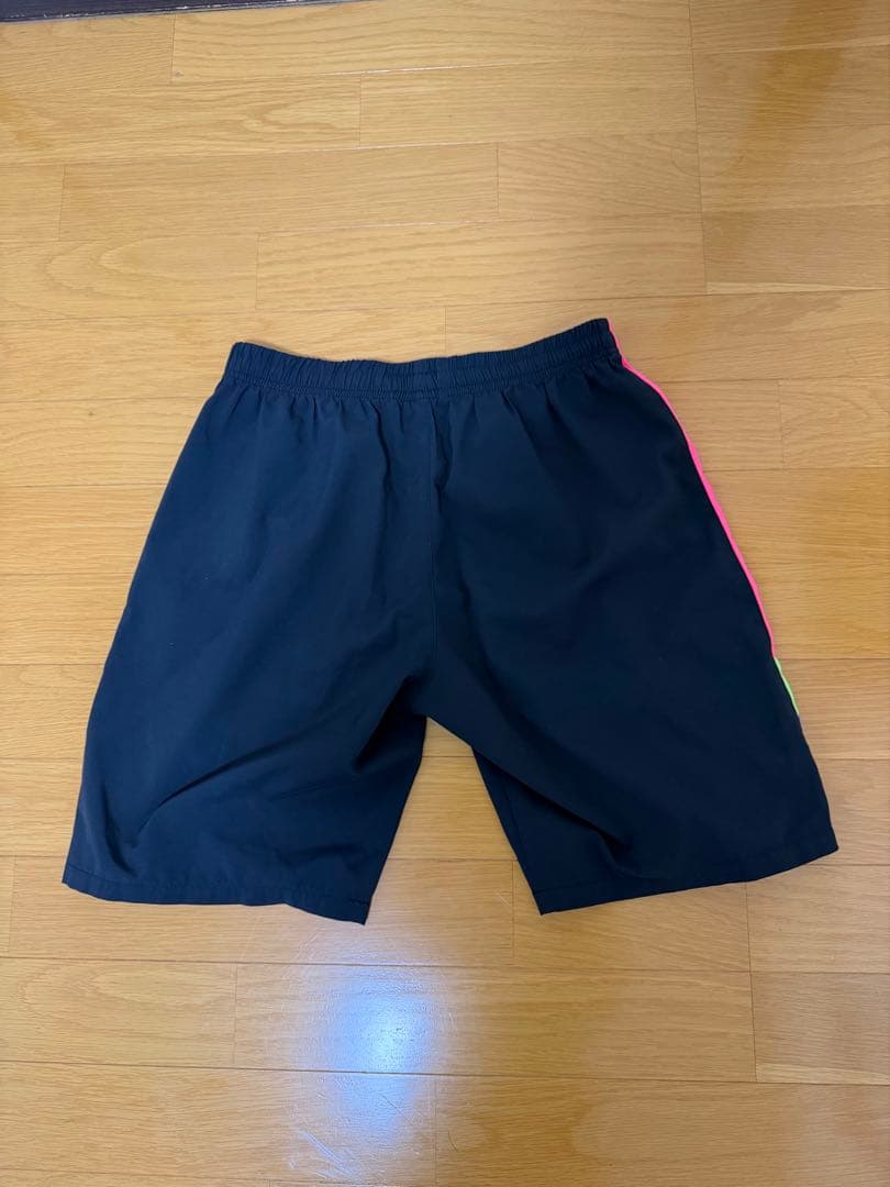 YONEX バドミントン ハーフパンツ Mサイズ ほぼ新品