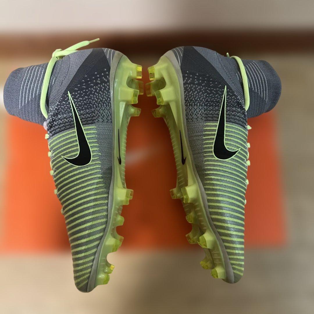 NIKEサッカースパイク