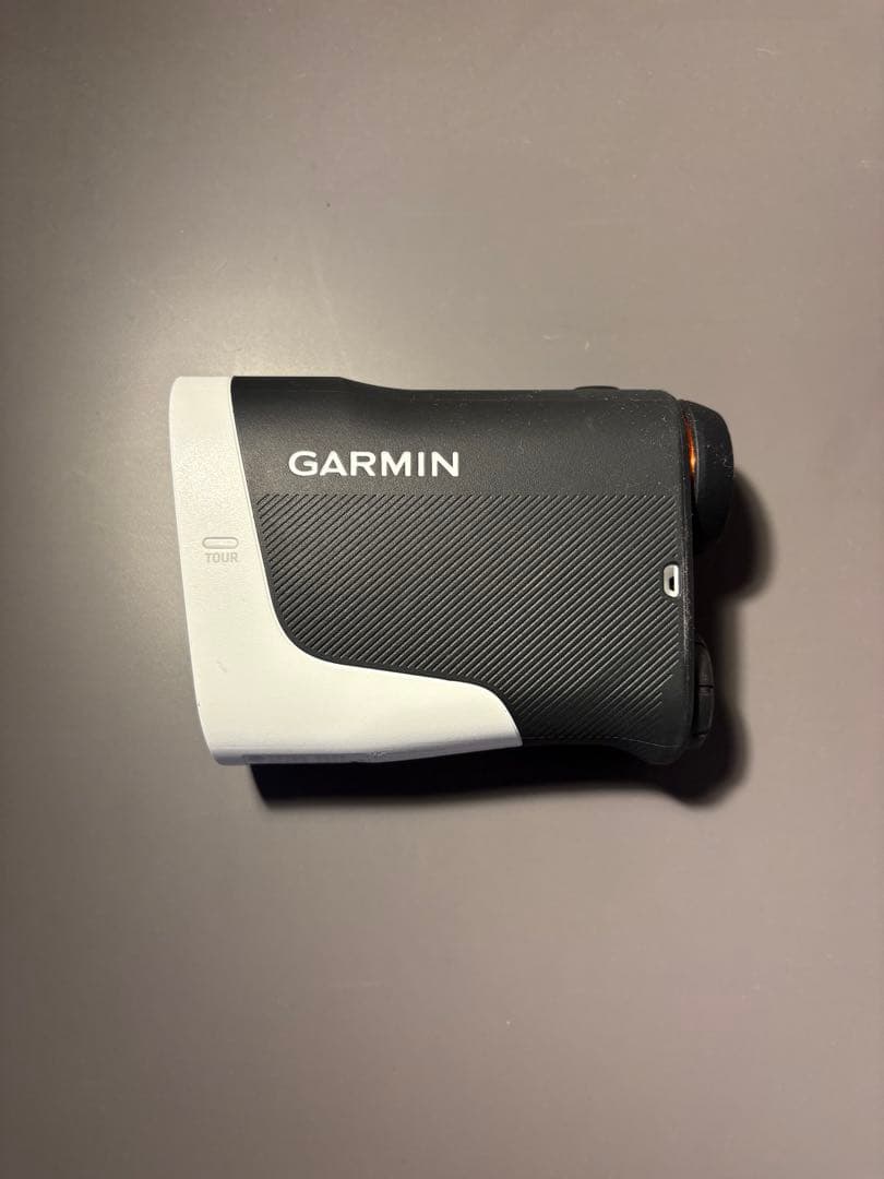 GARMINのゴルフ用レーザー距離計　APPROACH Z30