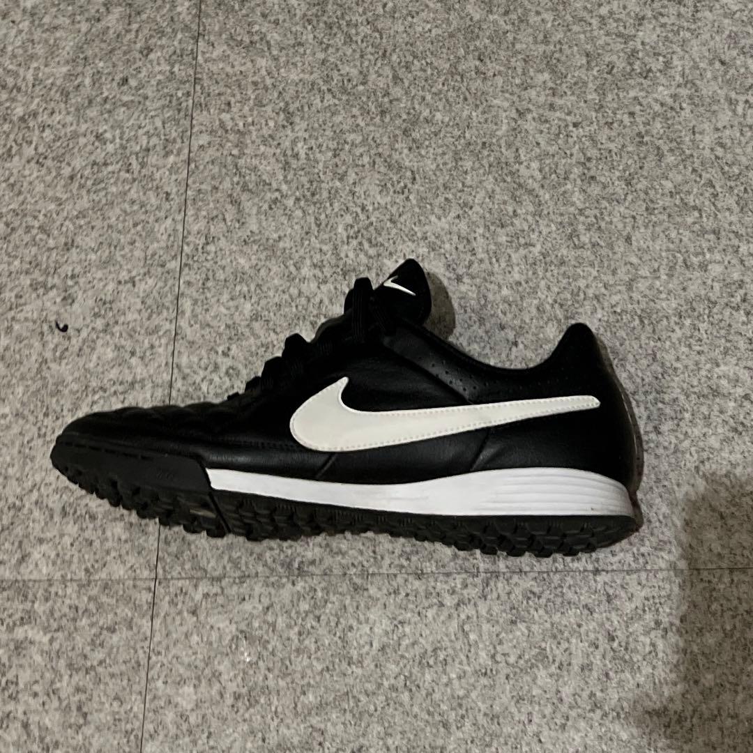 シューズ NIKE Tiempo Genio Leather TF 28cm