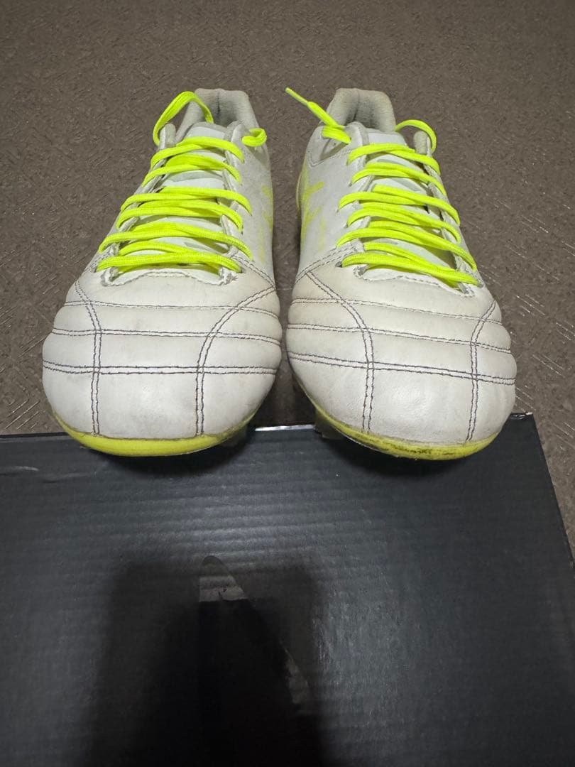 x-fly 26cm サッカー スパイク 二足セット