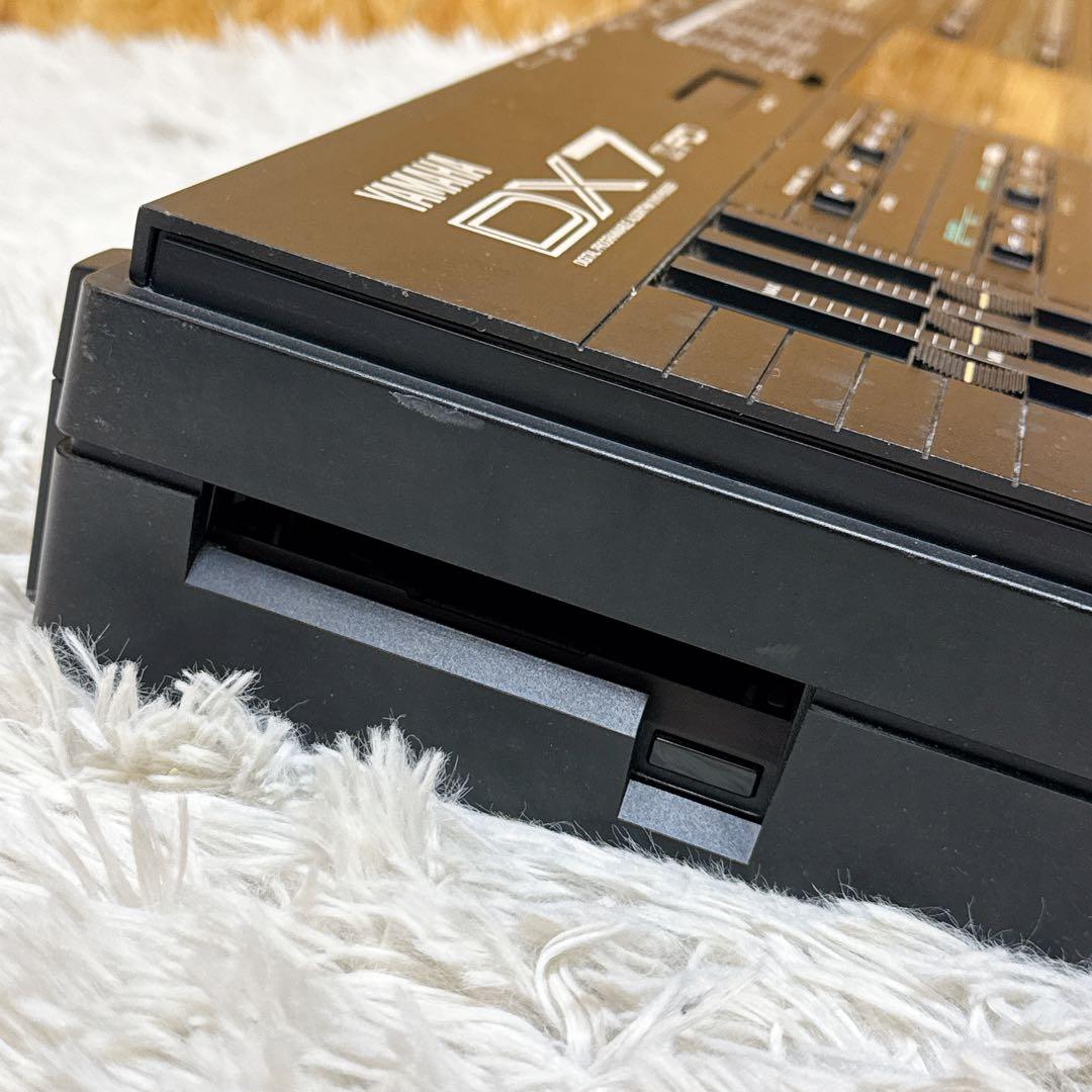YAMAHA DX7II-FD シンセサイザー ヤマハ 61鍵盤