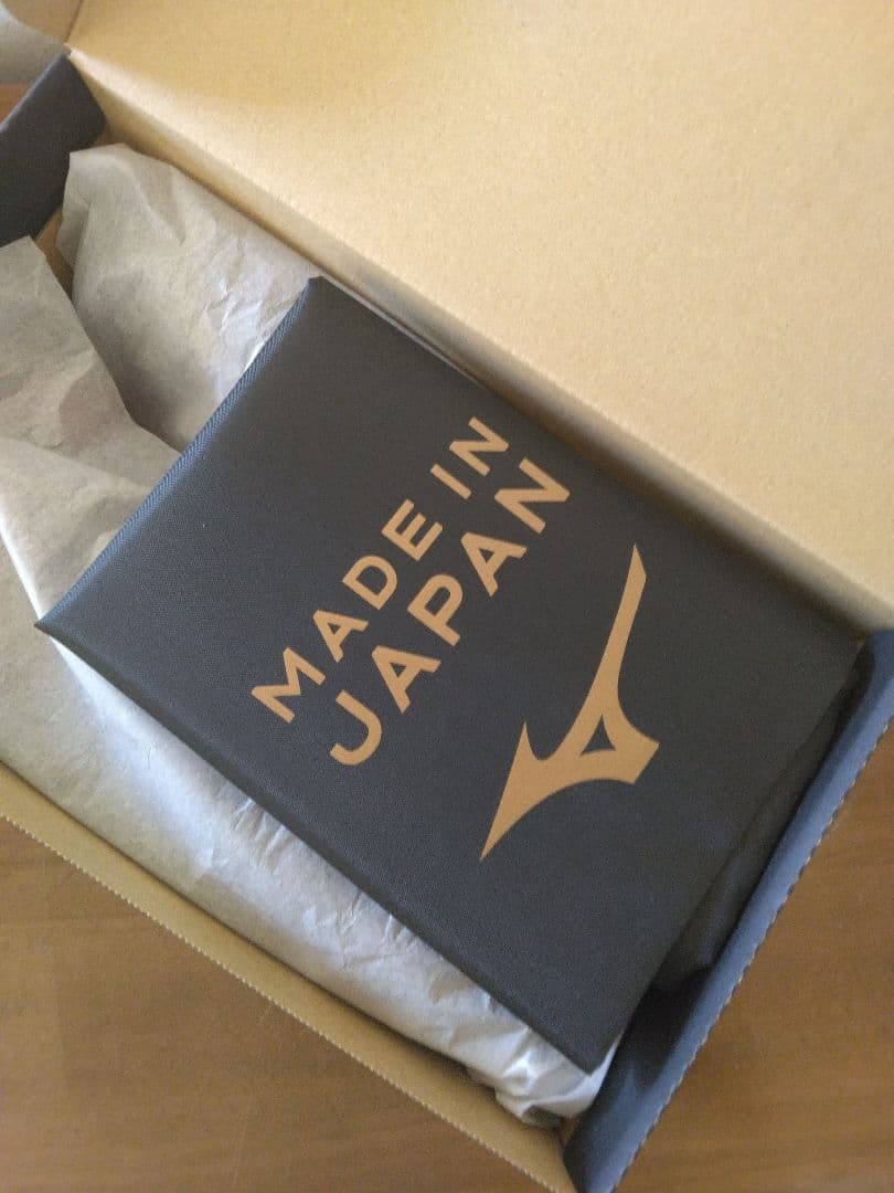☆【国内正規品・新品】ミズノ　モレリア NEO 4 JAPAN　25.5㎝