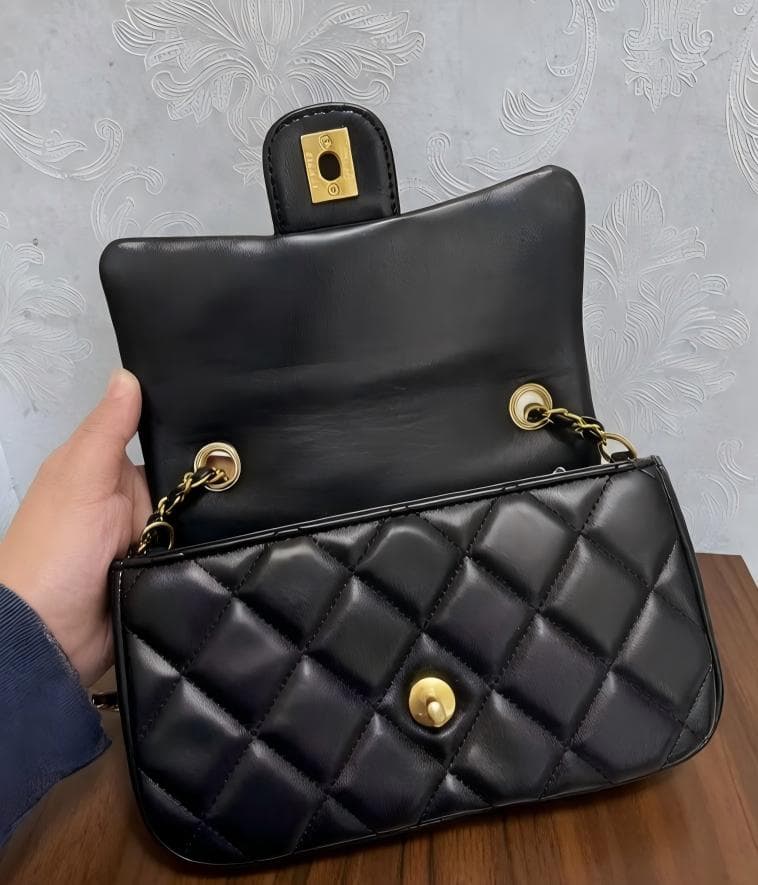 レザー ハート バッグ　ショルダーバッグ ノベルティー
