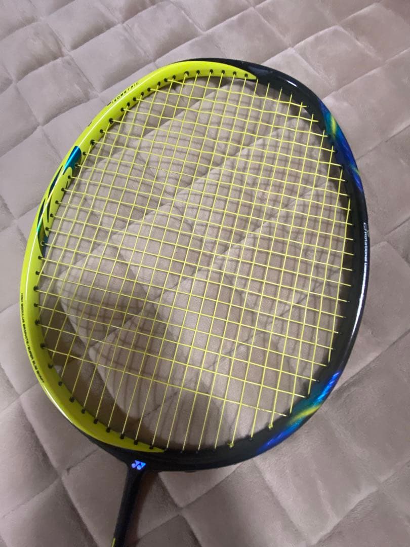 YONEX アストロクス77 ケース付き　美品