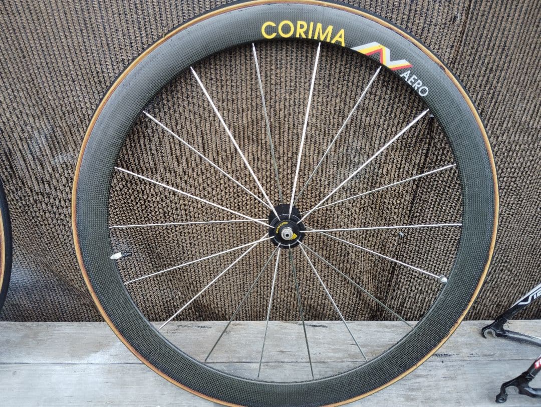 【9月5日値下げ済】CORIMA AERO カーボンホイールセット