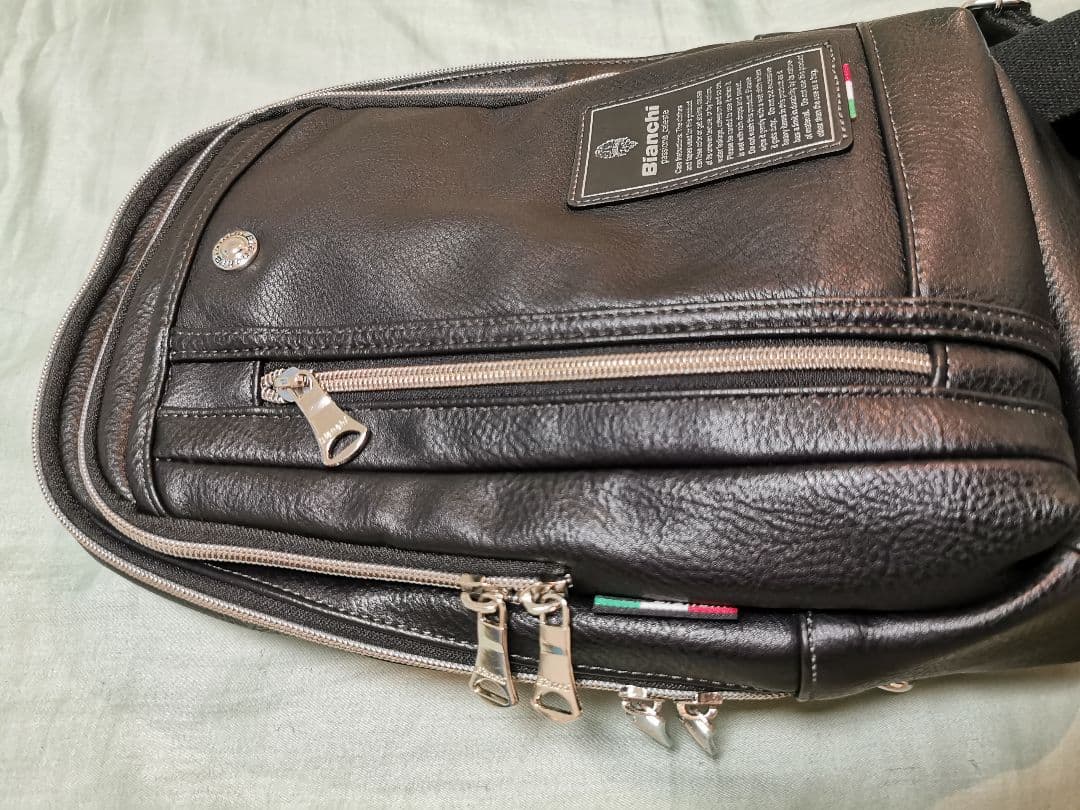 美品 Bianchi ビアンキ ボディバッグ
