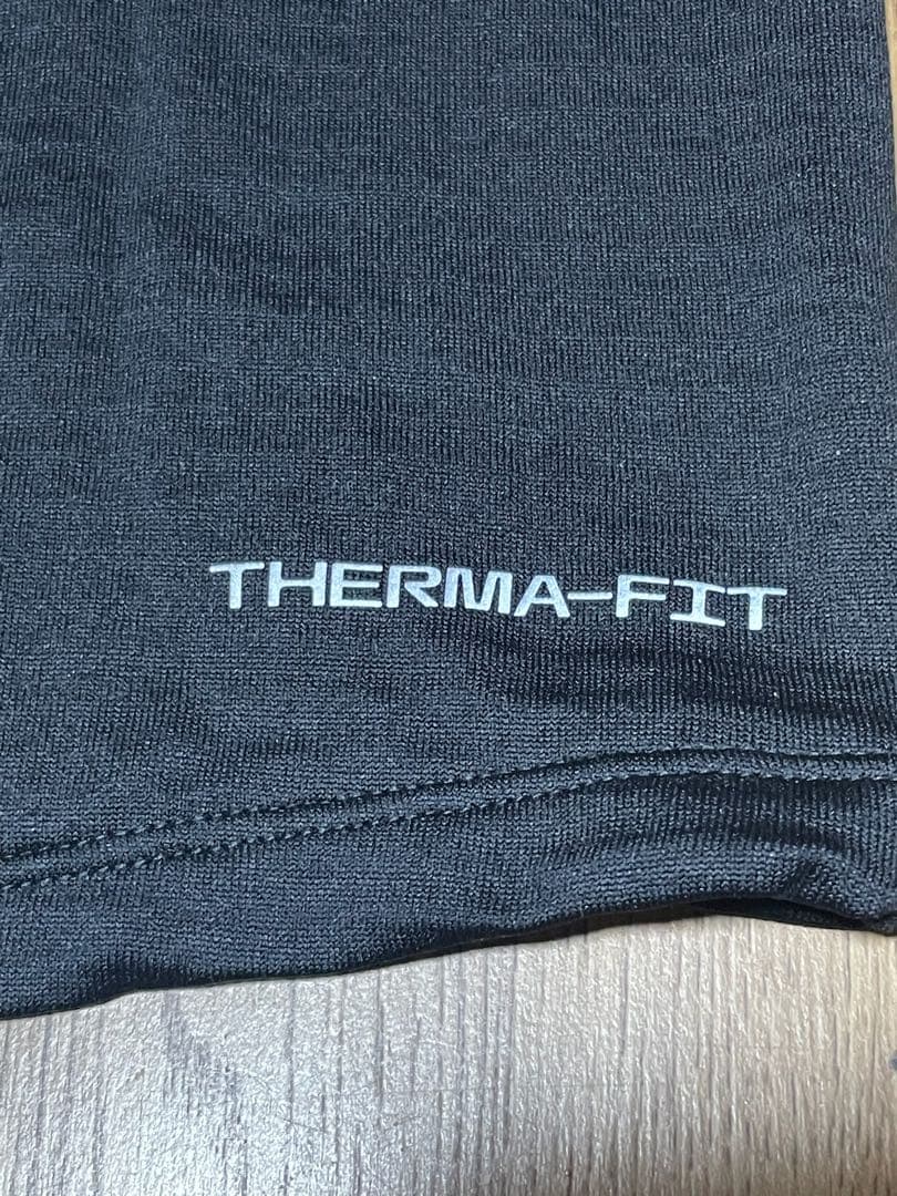 Nike Therma-Fit 長袖アンダーシャツ ブラック