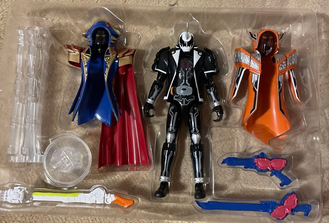 GCPB02 仮面ライダーダークゴースト&ナポレオン・ダーウィンゴーストセット