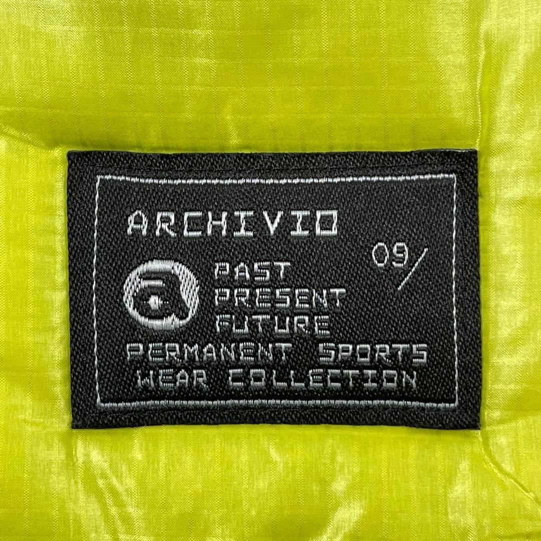 美品　ARCHIVIO 中綿切替プルオーバー　XL 蛍光色　袖ロゴ