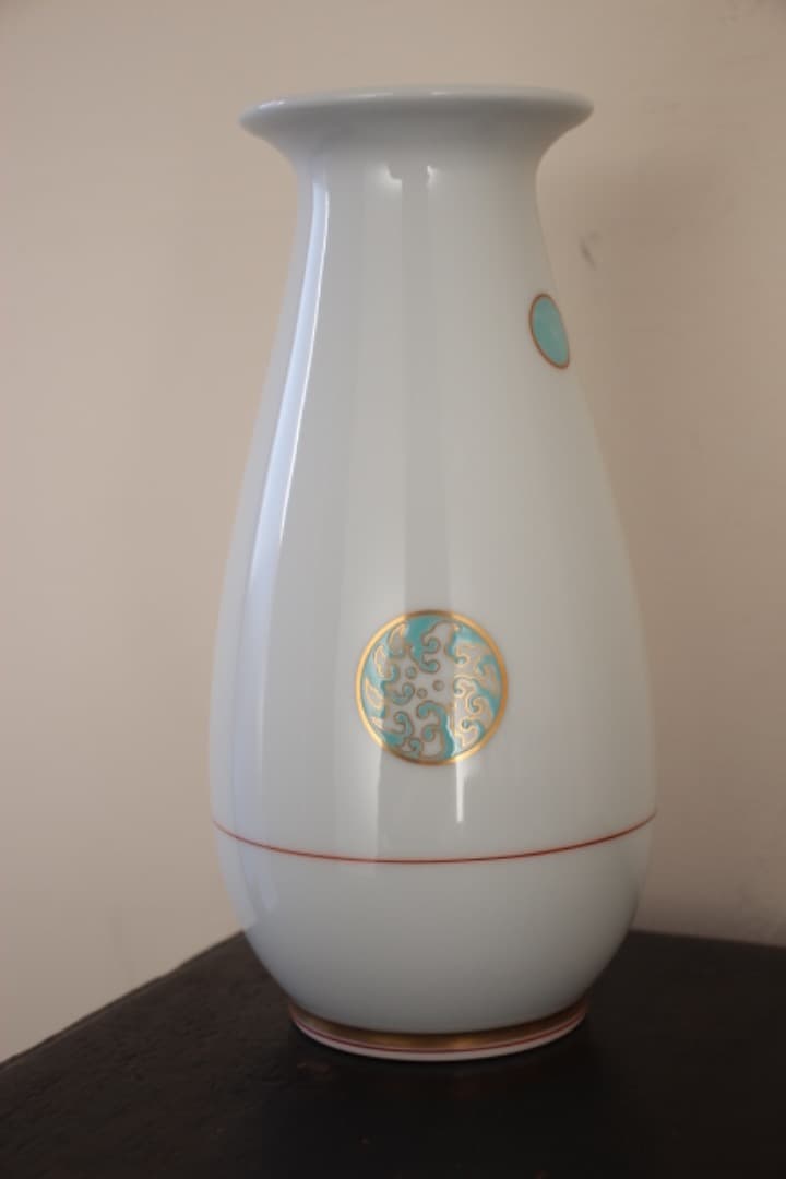 未使用・箱入　深川製磁　寿赤絵　花瓶