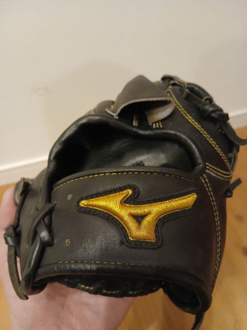 Mizuno Pro 硬式グローブ 黒　ミズノプロ　投手