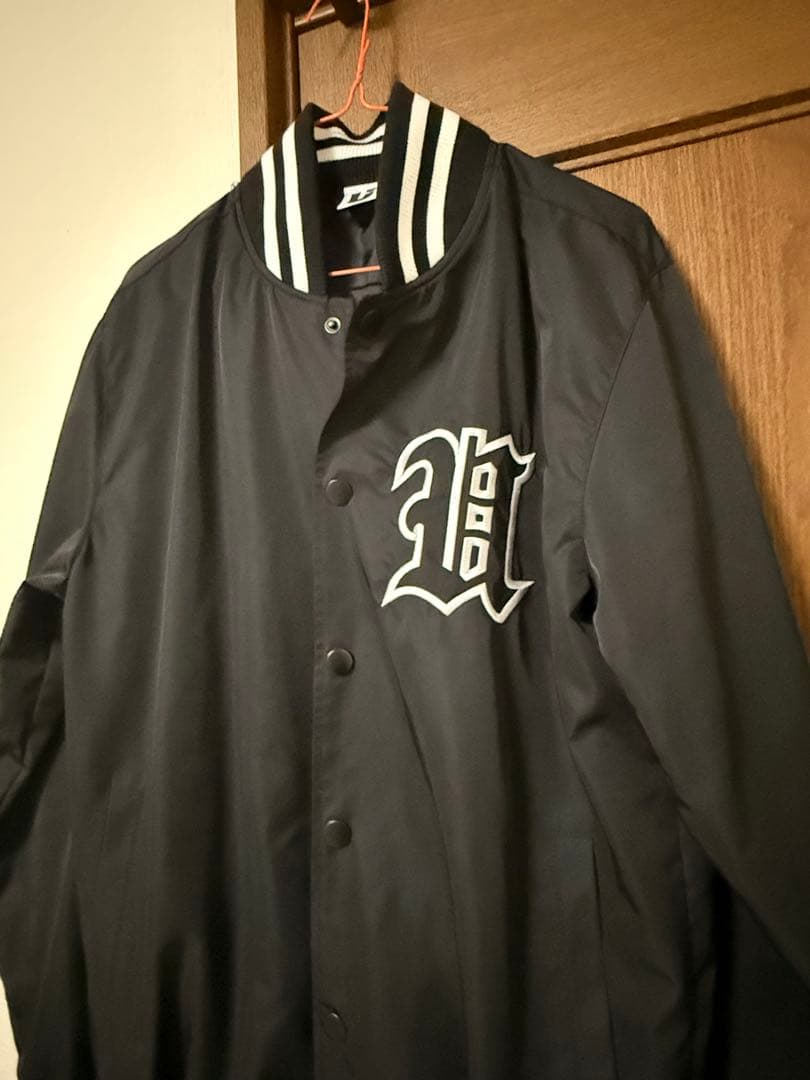 UVERworld スタジャン Ｍ　サイズ1 ライブ　グッズ