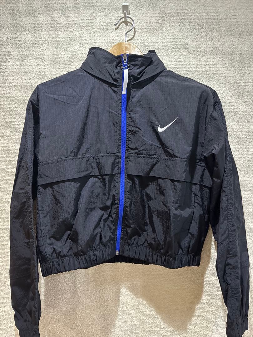 NIKE ウィンドブレーカー フード有り 黒 XL ポーチ付 新品