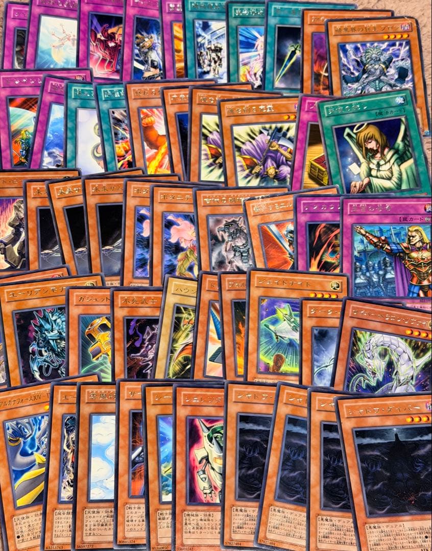 遊戯王 初期～5期 6期以降　ノーマル・字レアのみ 1200枚以上 まとめ売り