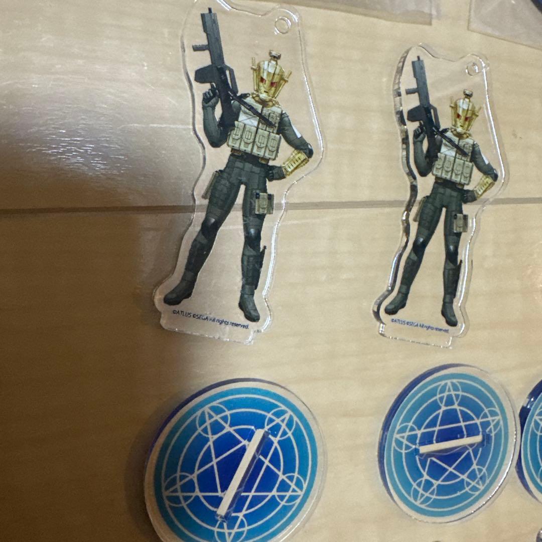 ATLUS 真・女神転生　アクリルスタンド14種　コースター　バッジ　セット