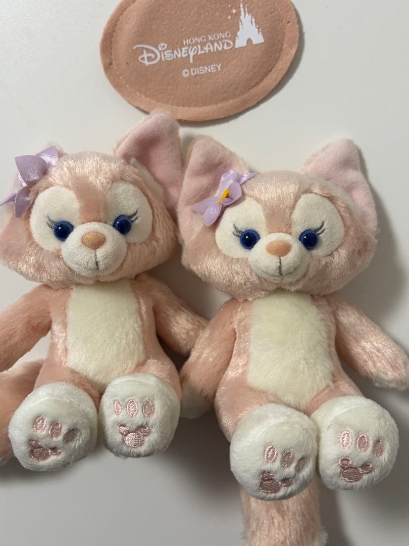 ディズニー　座るリーナベル(ペア)+マグネットディズニーオリジナル台座付き