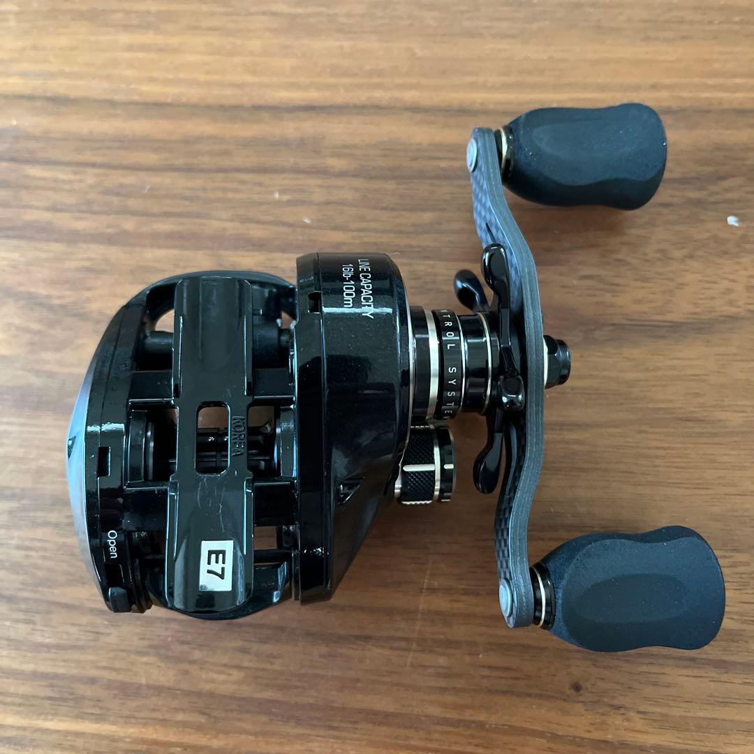 リール FULLRANGE 66L